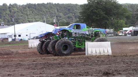 The Bloomsburg 4 Wheel Jamboree Monster Truck Racing Bigfoot Vs