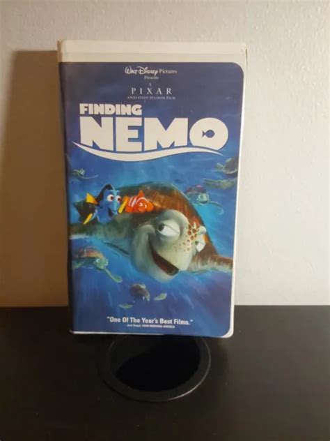 Finding Nemo Vhs Movie Walt Disney Pixar Classic Vcr Tape