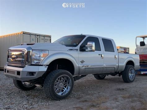 2015 Ford F 250 Super Duty With 22x12 44 Hostile Sprocket And 3512