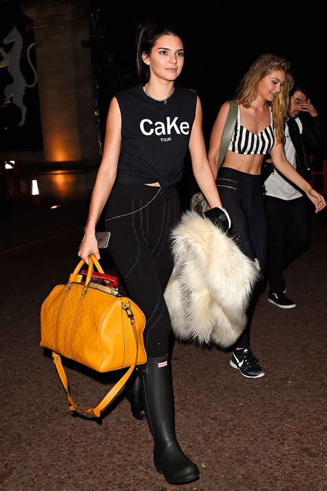 Kendall Jenners Chicest Looks Kendall Jenner Style Casual Kendall