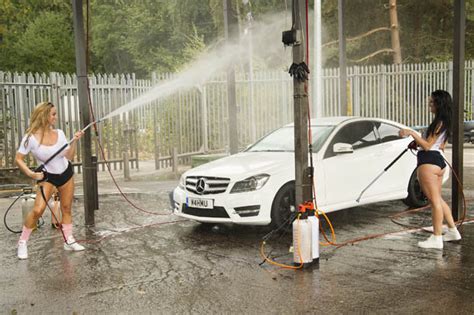Danielle Mason And Eotbs Aimee Kimber Turn Car Wash Into Wet T Shirt