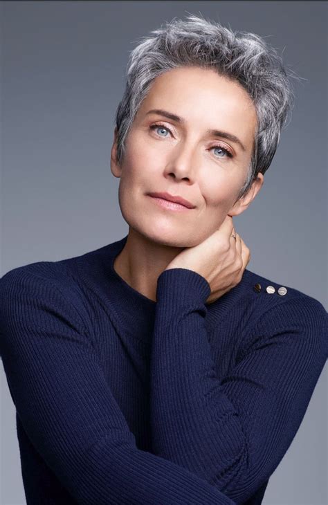 In our gallery you will find spectacular short gray hair pictures that you might want to try soon! 1359 best Gorgeous gray hair images on Pinterest | Silver ...