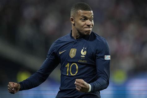 mbappé reconoció que se siente más cómodo jugando con francia pasión x el deporte sitio oficial