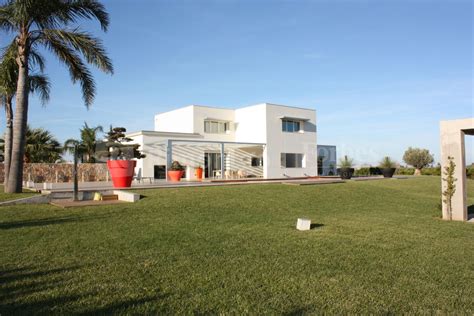 Stunning Modern Design Villa Located In The Prestigious Residential