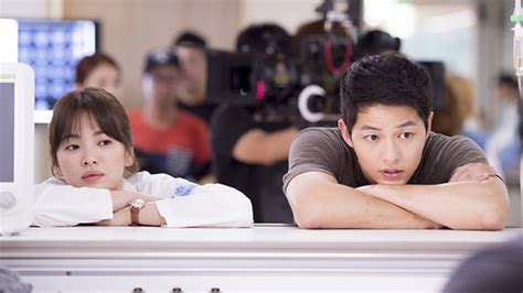 Song joongki & song hyekyo marry 2. Song Joong Ki's Father Talks About His Son's Engagement To ...