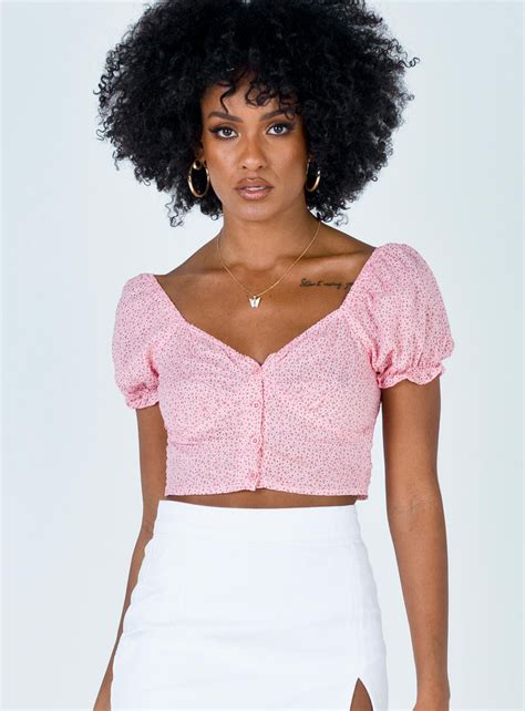 The Laura Top Pink