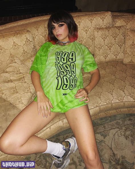 Charli Xcx Thefappening Hot Tits Photos And Videos Top Nude Leaks
