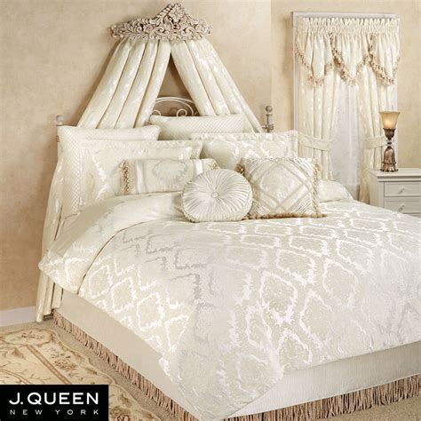 Estate Chenille Medallion Comforter Bedding By J Queen New York