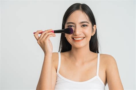 Premium Photo Beauty Makeup Asian Woman Smiling Closeup Beautiful
