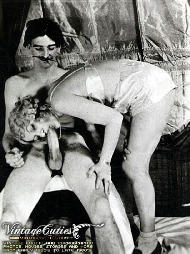 Vintage Snap Of Horny Girl Sucking To Big Cock Of Man