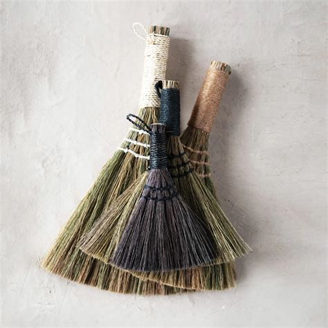 Natural Mini Straw Grass Broom Whisk Sweeping Hand Handle Broom For