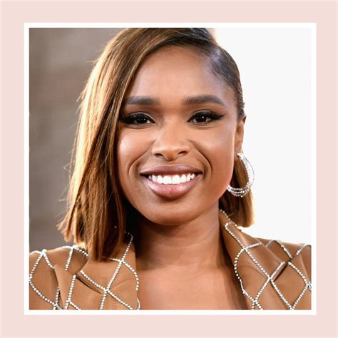Jennifer Hudson Uses This Gadget To Warm Up Her Vocals And Keep Her Skin Glowing Jennifer