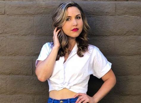 Taylor Tomlinson Bio, Age, Wiki, Parents, Facts About The Comedian