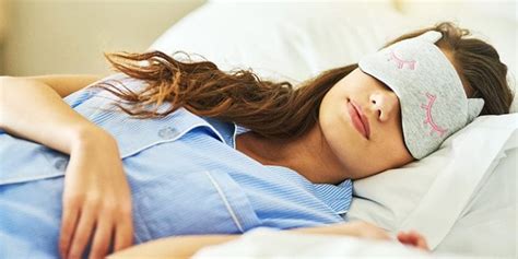 5 ways to maintain healthy sleep through daylight saving time