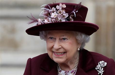 Why Queen Elizabeth Is The Worlds Most Famous Introvert Aol Lifestyle