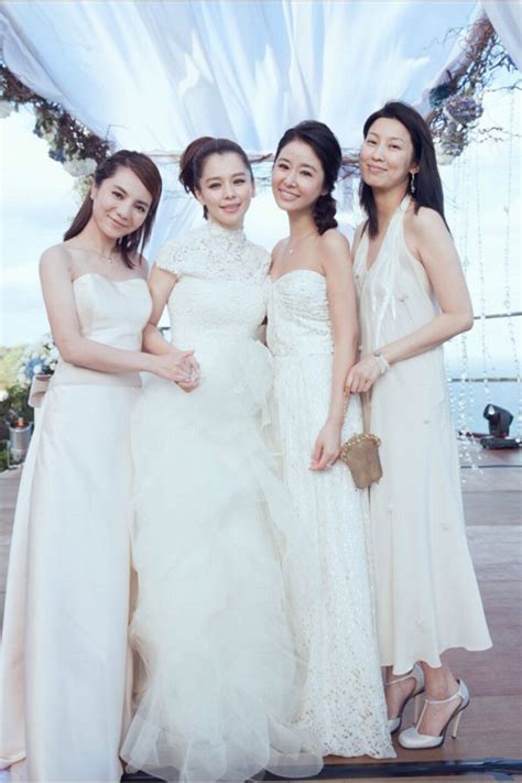 Maybe you would like to learn more about one of these? 徐若瑄与富商老公大婚 唯美婚纱照曝光（图）--台湾频道--人民网