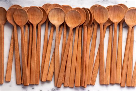 8 Things Efficient Spoon Carvers Do — Sylva Spoon