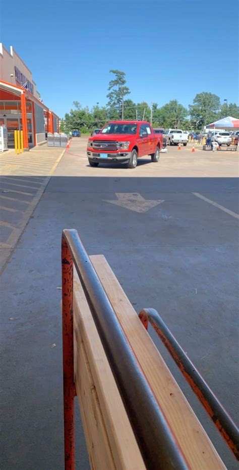 some people just park wherever r homedepot