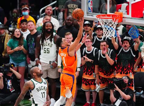 Bucks Rally To Defeat Suns Level Nba Finals Series At 2 2 Reuters