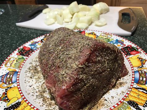 When instant pot says hot, add in olive oil and sear roast until browned on all sides. Roast Beef & Onion Gravy IP