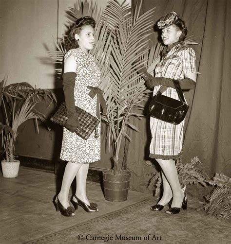 1940 S African American Women In Photographs 1940s Fashion Dresses Autumn Fashion Women