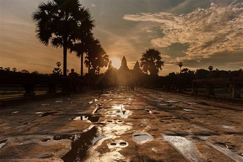 Best Time To Visit Siem Reap And Take Photographs In Angkor Cambodia