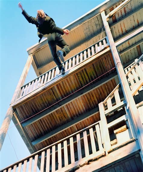 Daredevil Photographer Shoots Photos Of Himself Falling Off Buildings 8