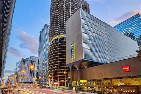Enjoy an easy walk or train ride to work and designer floor plans with sterling city views when you get home. Hotel Chicago Downtown, Autograph Collection in Chicago ...