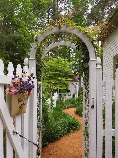 White Picket Fence Gate Arbor Garden Entrancesgates Pinterest