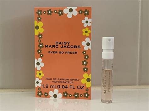 Marc Jacobs Daisy Ever So Fresh Eau De Parfum Sample Spray Vial New