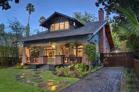 What Defines A Craftsman House Everything You Need To Know About The