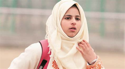 In Srinagar A 16 Year Old Girl Gives Voice To Players Who Cant Speak