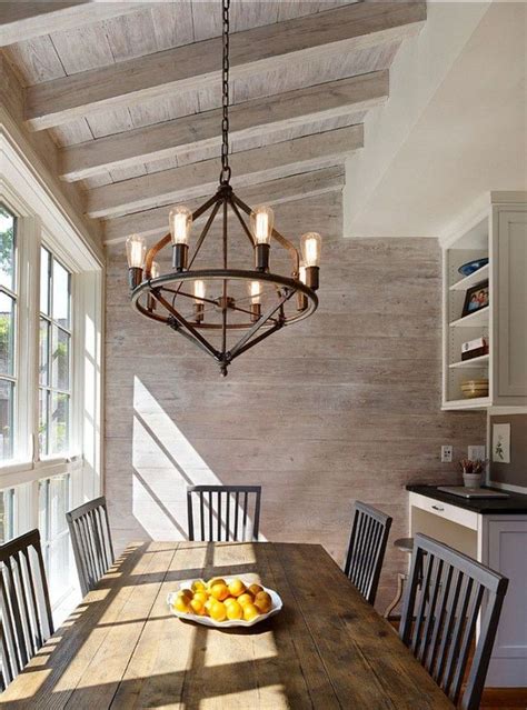 Amazing Rustic Chandelier Decor Ideas For Your Living Room 32