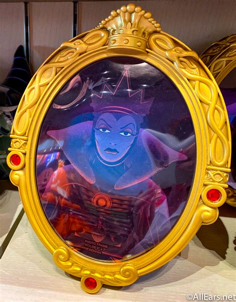 Wdw 2020 Disney Springs World Of Disney Magic Mirror Frame Allearsnet