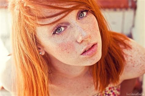 30 Beautiful Freckled Redhead Portrait Photography Downgraf Design And Art Inspiration Resource