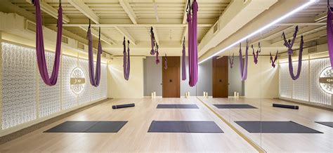Hot yoga studio "Yyoga", Kyiv on Behance