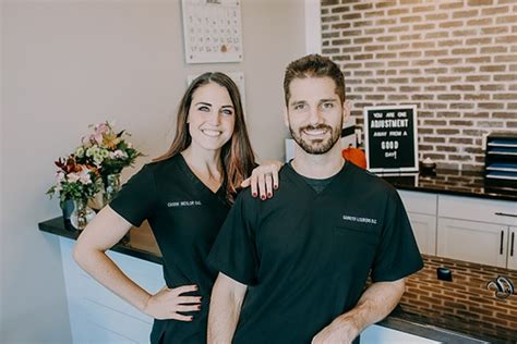 chiropractor in waukee advanced chiropractic and acupuncture