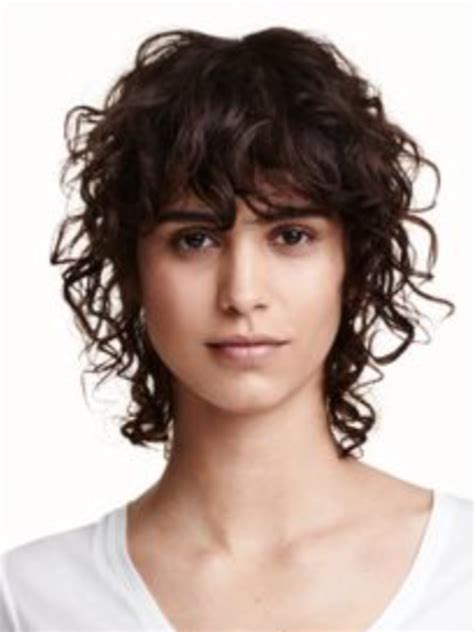 35 Awesome Shaggy Haircuts For Curly Hair