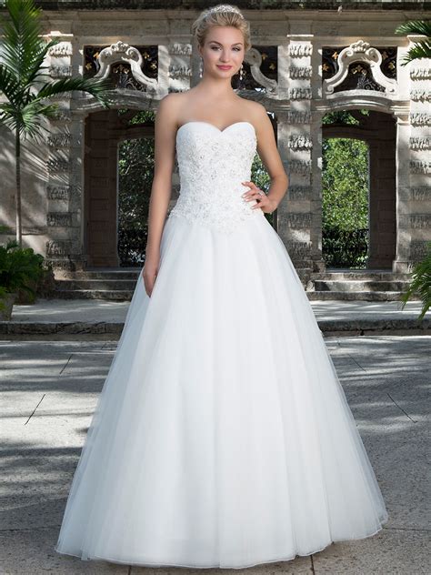Sincerity 3901 Sweetheart Tulle Ball Gown Bridal Dress