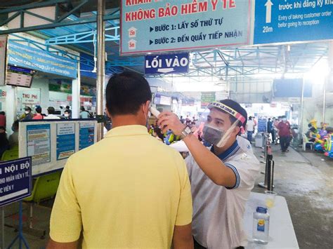 Theo thông tin từ công an tỉnh yên bái, ngày 16/6, cơ quan cảnh sát điều tra công an tỉnh yên bái đã khởi tố, bắt tạm giam đối với ông nguyễn văn giang mua một camera mini trên ứng dụng lazada, nam sinh lớp 12 ở nam định đã đặt trong nhà vệ sinh chung của giáo viên. Bệnh viện đẩy mạnh sàng lọc, phòng ngừa Covid-19 - Báo ...