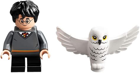 Lego Harry Potter Hedwig Owl Delivery Toy At Mighty Ape Australia