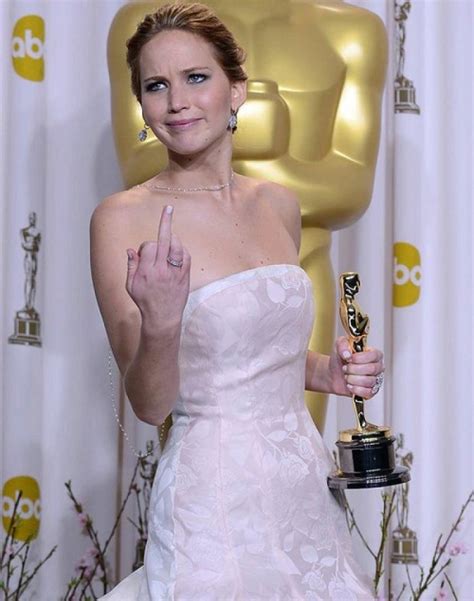 Jennifer Lawrence Give You The Middle Finger Myconfinedspace