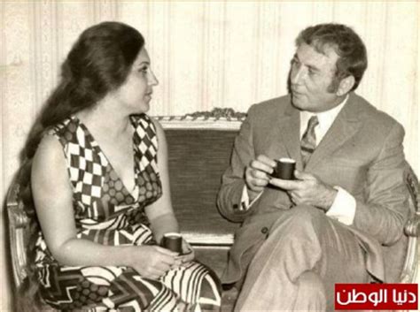 الموقع هدفه نشر الشعر المعاصر الراقي في أروع صوره لدى نزار قباني. عندما تزوج نزار قباني من ابنة ياسر عرفات | دنيا الوطن