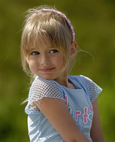 ﾚ O √ 乇♥ Cute Kids Photos Little Girl Models Little Girl Photos