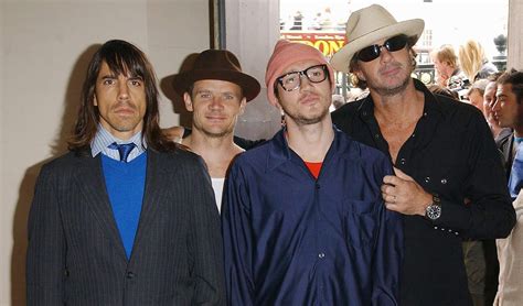Red Hot Chili Peppers Sell Catalog To Hipgnosis Fo 140 Million Plus