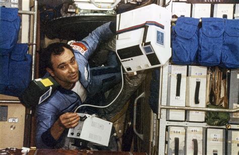 valery polyakov russian cosmonaut who set record in space dies at 80 the washington post
