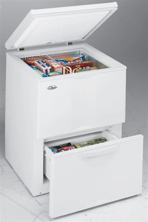 Amana Afc0507bw 46 Cu Ft Deepfreeze Chest Freezer With Easy Find
