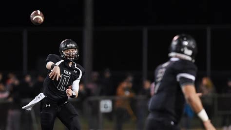Tech Gets Football Playoff Rematch Against Middletown