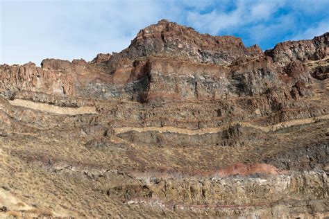 Basalt Flows And Volcaniclastic Rock Oregon Geology Pics