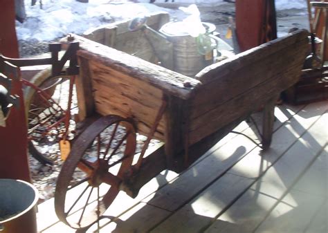 Log Cabin Antiques And Ts Rustic Wooden Wheelbarrow